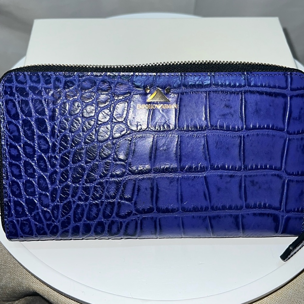 COPY - 🆕 Emporio Armani Leather Crocodile Embossed Skin Zip Wallet with Logo